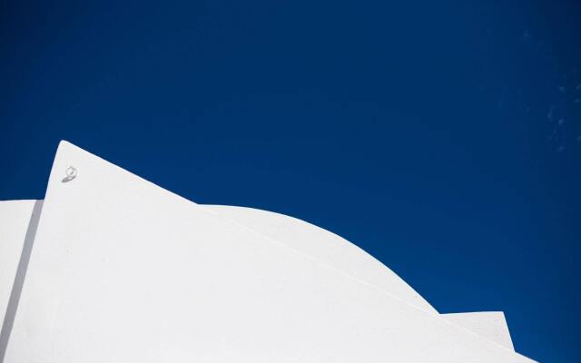Pelagos Hotel-Oia вид на фасад