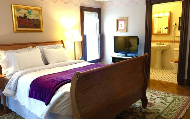Trimmer House Bed and Breakfast