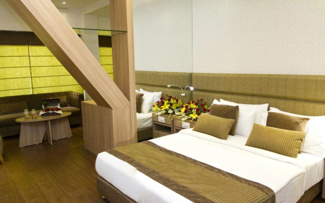 Hotel Centre Point