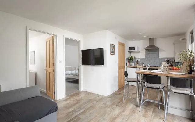 Wheal Rose Lodge