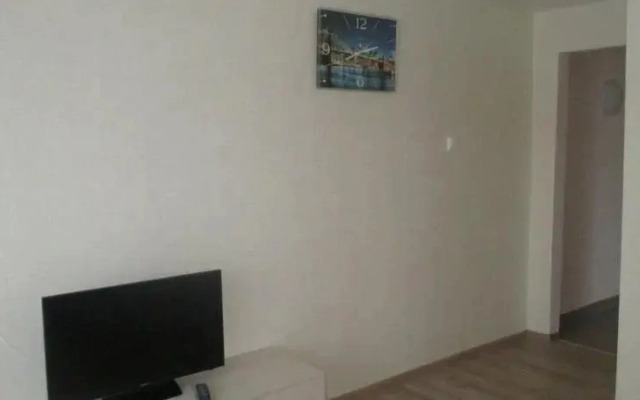 Apart-hotel Stroitel