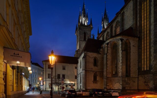 Ventana Hotel Prague вид на фасад