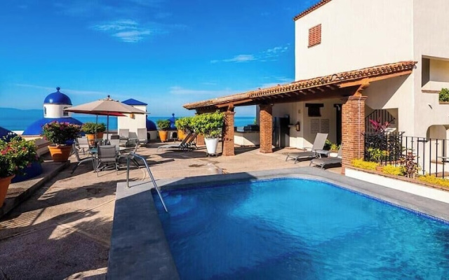 Ocean View 1Br Condo-balcony-beach-pool - 306