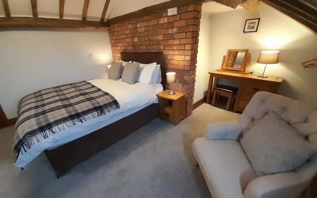The Dolfor Inn Adults only