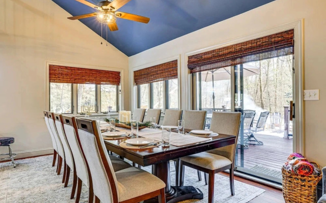 Streamside Luxury Home Lake Naomi