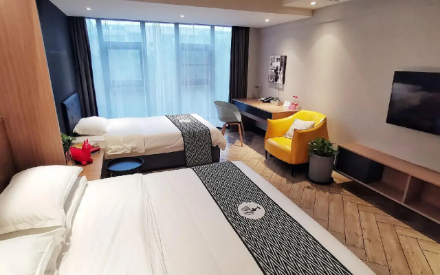 Yuhuayuan Design Hotel (Haizhou Meilan Airport Hongzhou Jiangshan)