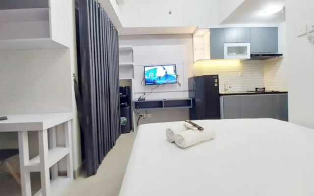 Homey And Cozy Living Studio Taman Melati Sinduadi Apartment