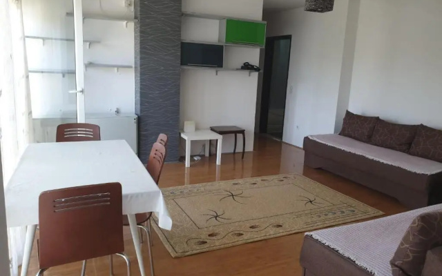 Lüx Living Apartment with 3 Rooms