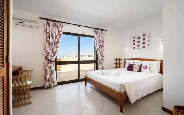 LovelyStay - Bela Vista 3BDR Duplex Penthouse with Pool