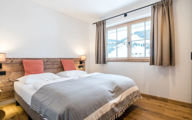 Luxurious Chalet With Sauna on Sunny Slopes in Mühlbach