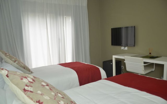 Magno Suites in Malabo, Equatorial Guinea from 173$, photos, reviews - zenhotels.com room amenities