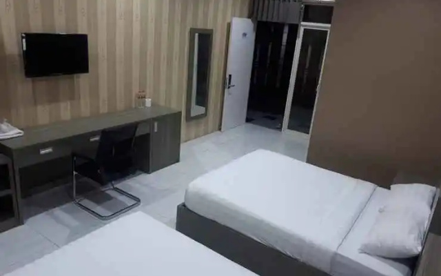 Crystal Inn