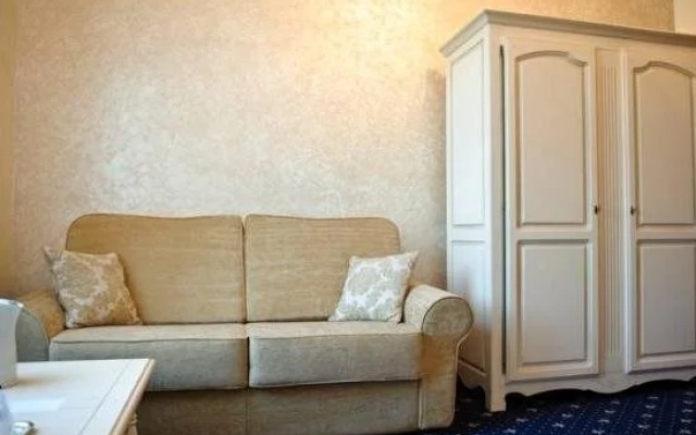 Hotel Carol - Vatra Dornei