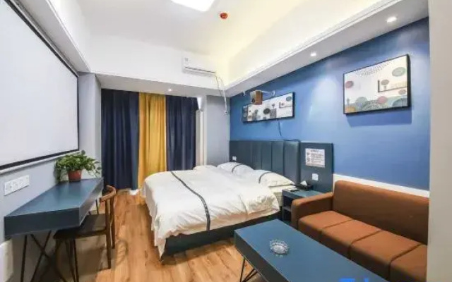 Junlan Movie Homestay