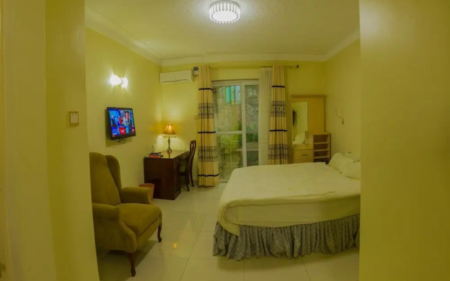 Shangri-la Hotel Muyenga