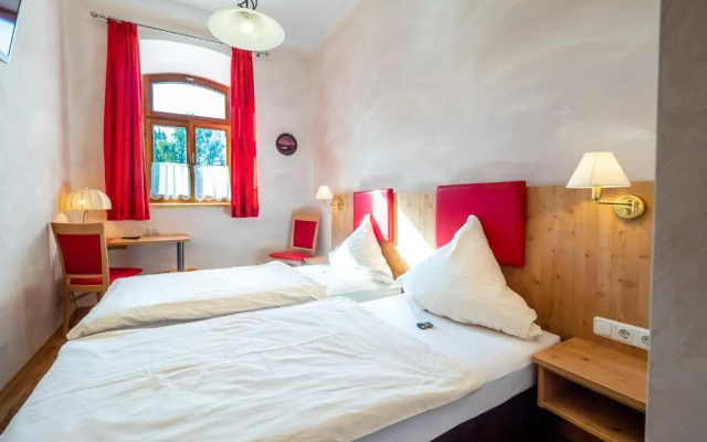 Kleinkunstbühne Zur Post beim John in Obing
