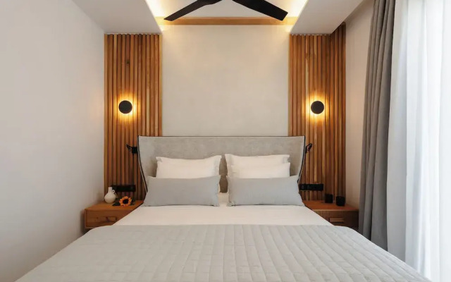 Phaistos Suites