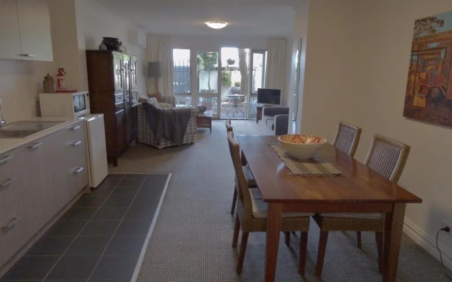 Darling Street Apartments