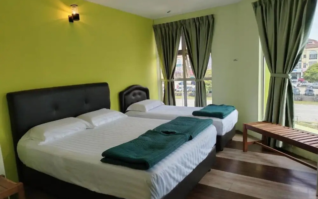 OYO 91195 Dancenter Seremban 2 Near Snow