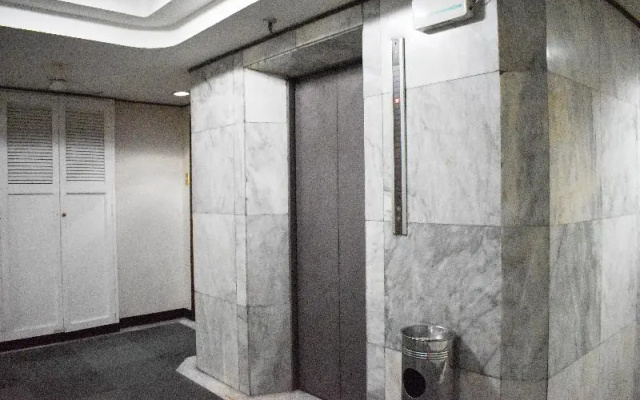 Sunette Tower Suites Makati City Center By Zuzu