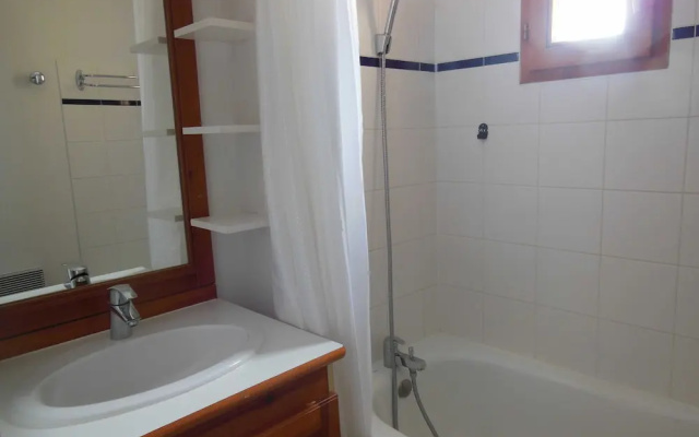 Lou Services Apartment H01 LSI 001