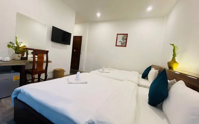 Chhouy Vathna Angkor Boutique