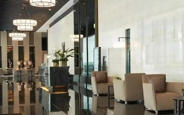 Room-makati Penthouse Studio With City V