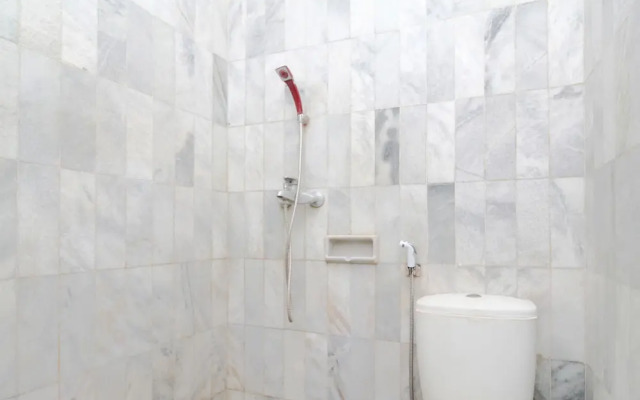 Airy Eco Stasiun Cirebon Siliwangi 87