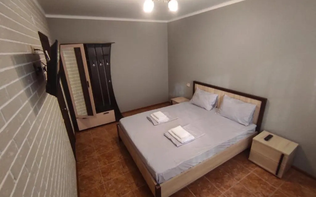 Guest House on Kiaraz 12