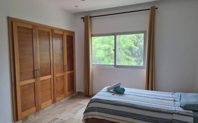 Punta Popy 3BR Duplex With Pool, Walk to Beach