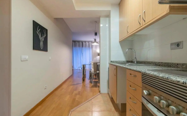 Modern and bright apartment in Eixample 3-2