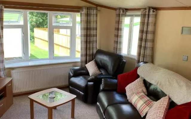 Devine's Caravan Sleeps 6 by River