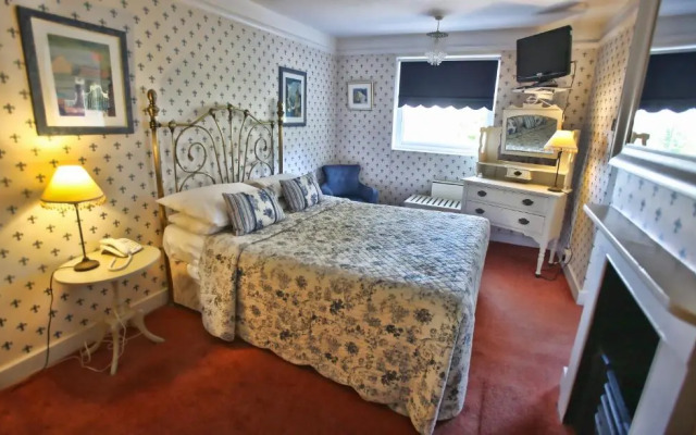 Rowley Manor