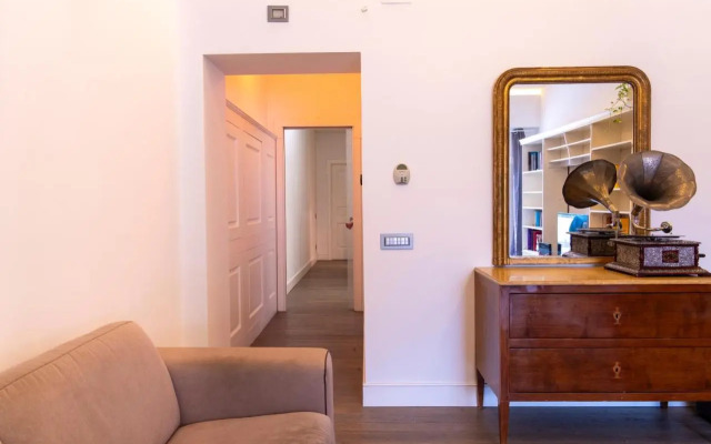 Regina Margherita Halldis Apartment