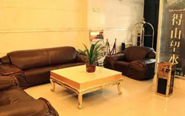 Long Cheng Hotel