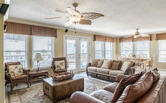 Bet's Kept Secret by Southern Vacation Rentals