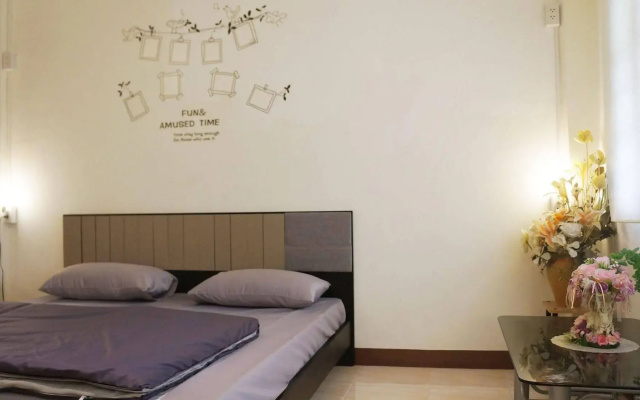 Wake Up Hostel Bangkok