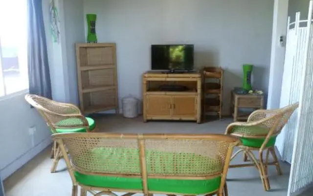 Ceningan Cool Breeze Villa