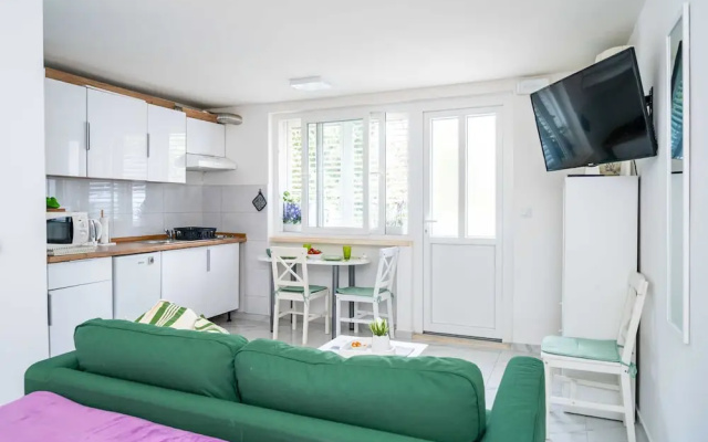 Apartment Laneta