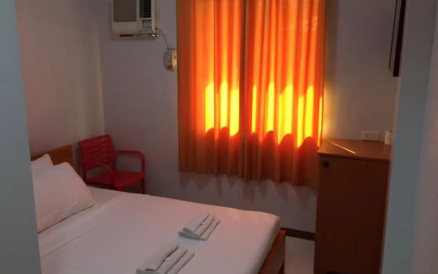 Princess Perrine Suites