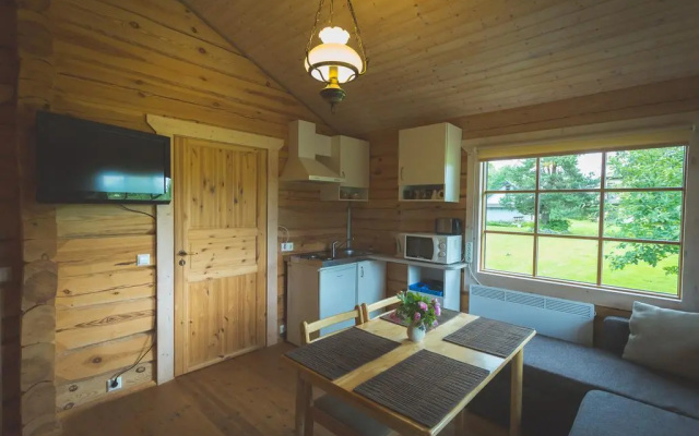 Arina Cottages