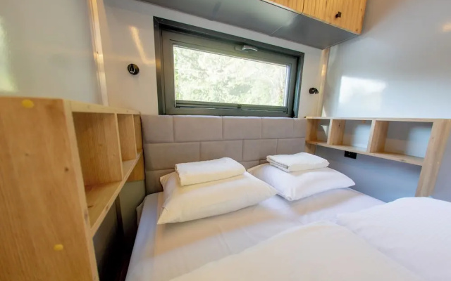 Prague Bay Houseboats