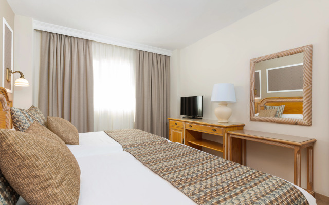 Hotel & Spa Peñíscola Plaza Suites