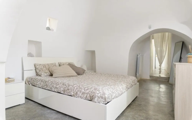 Trullo Chiara con Piscina by Wonderful Italy