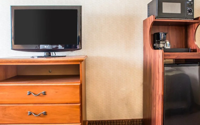 Comfort Inn Sidney - OH