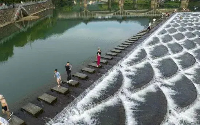 Hangzhou Fuyang Yaoyue International Hotel (Enbo Avenue)