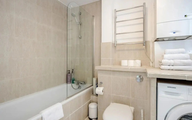 Hyde Park 2 Bed Apt