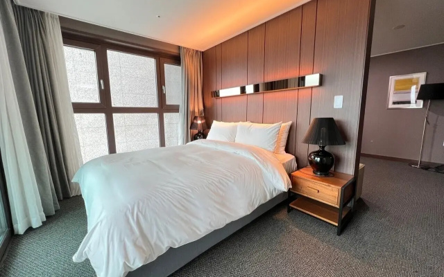 Jinju Raon Stay in Perla