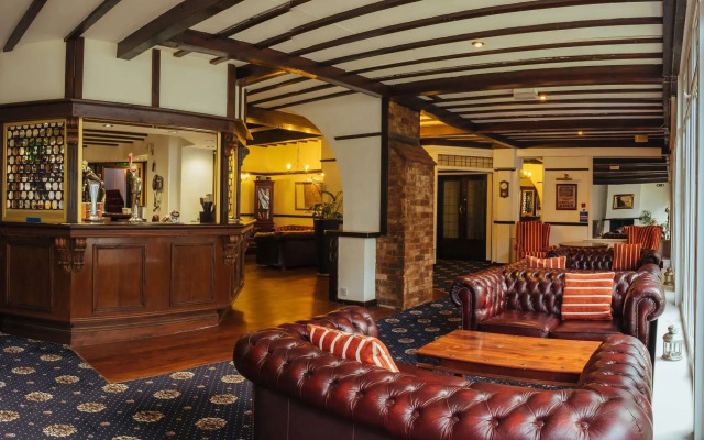 Yenton Hotel