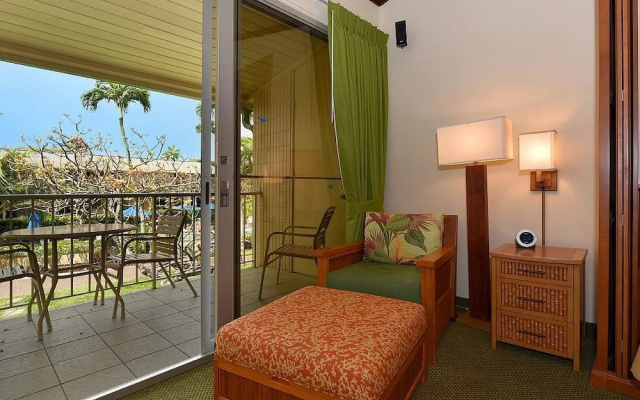 Napili Shores D230 Studio Bedroom Condo
